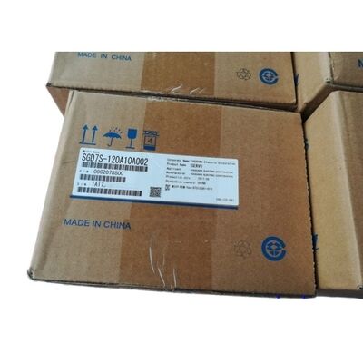 YASKAWA คนขับเครื่องยนต์ SGD7S-120A10A002 หรือ SGD7S120A10A002