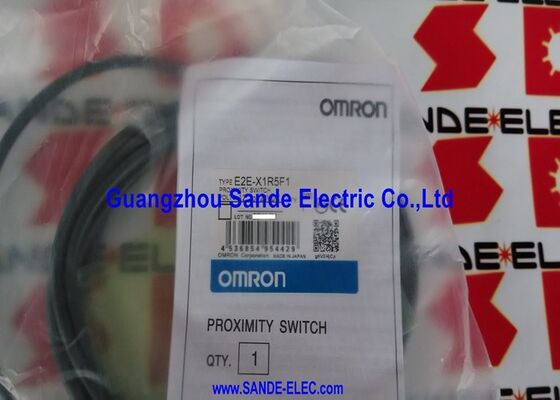 เครื่องตรวจจับสวิทช์ความใกล้ของ OMRON E2E-X1R5F1 E2EX1R5F1