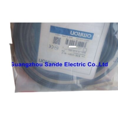 เครื่องตรวจจับสวิทช์ความใกล้ของ OMRON E2E-X2D1-N-Z E2EX2D1NZ