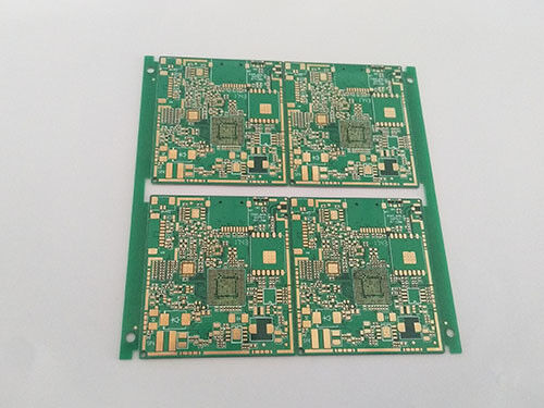 การพิมพ์แผ่นวงจร PCB